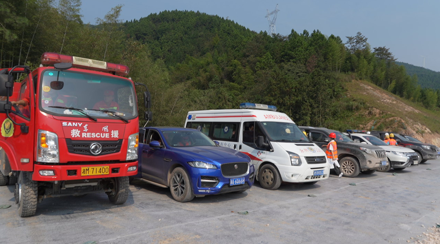 C8417T01_副本.jpg C8417T01_副本.jpg