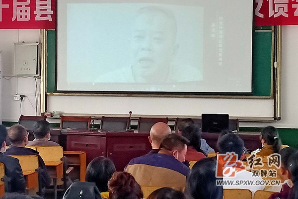 职中H.jpg