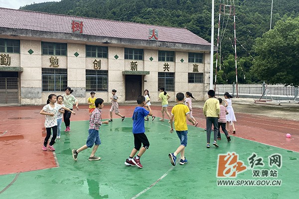 “快乐成长，放飞梦想”3H.jpg