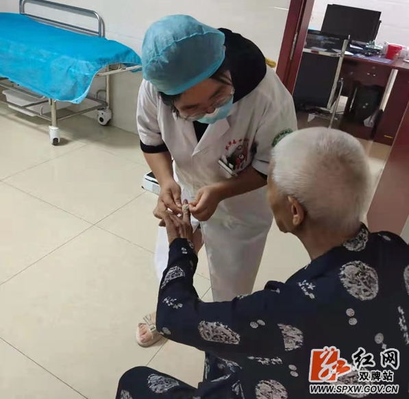 蛇伤交警2_副本_副本.jpg