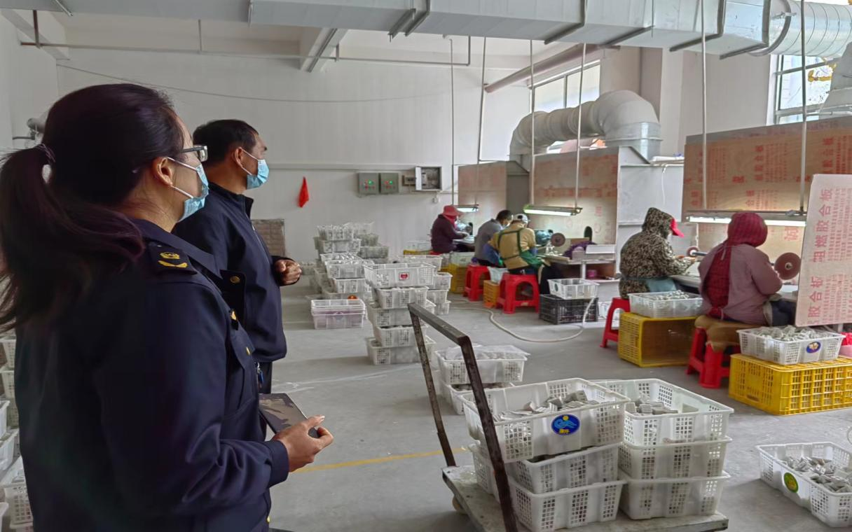 市生态环境局双牌分局开展挥发性有机物专项执法检查.png