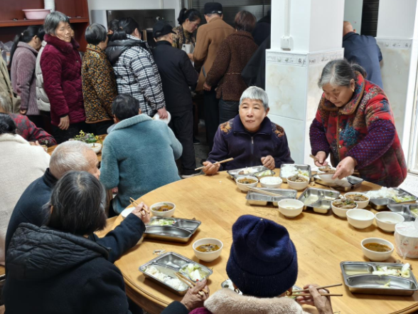 冬至羊肉香 双牌五里牌村老年食堂暖胃更暖心