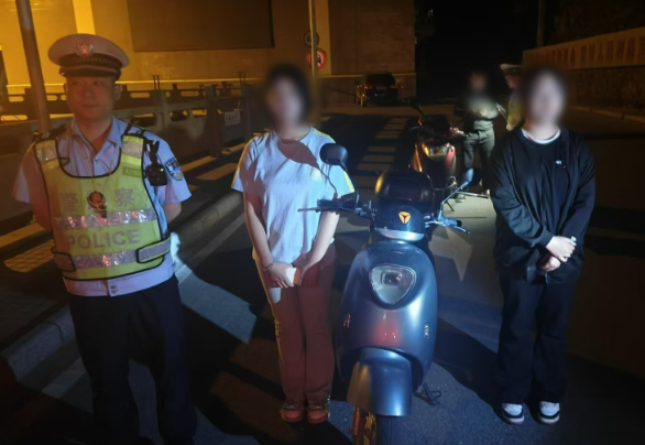 双牌：守护青春不“飙车” 安全出行共护航
