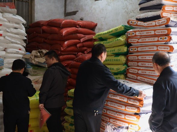 双牌县“3·15”农资专项宣传走进经营户 护航春耕守牢农资安全线