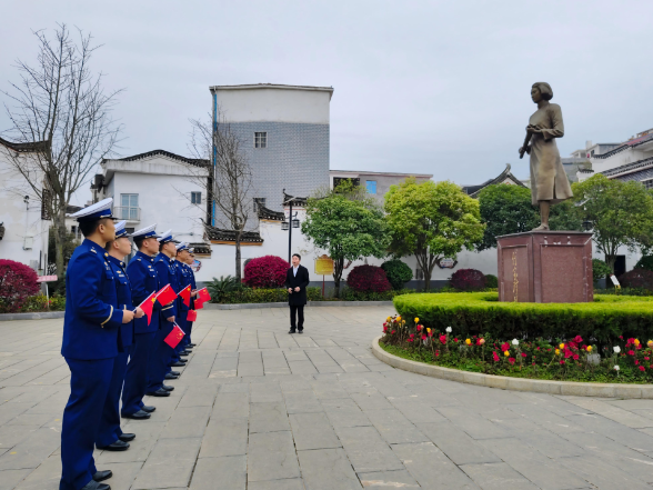 双牌县消防救援大队开展“缅怀革命先烈 赓续精神血脉”主题党日活动