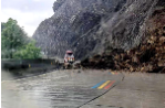 双牌：两小时极速抢通垮塌公路 守护群众出行生命线