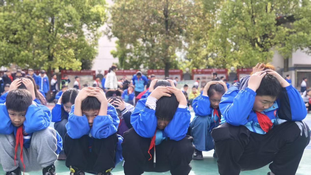 图片 1.png 图片 1.png