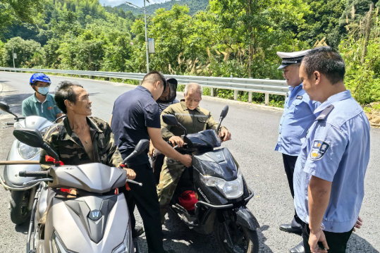 双牌五星岭乡：筑牢道路安全防线 守护群众平安出行