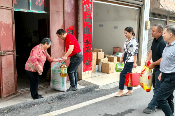 双牌：统战同心“新”力量 情暖金秋“夕阳红”