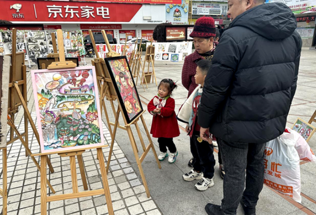 把爱带回家 同心护成长 双牌举办一场充满年味与童真的主题书画展