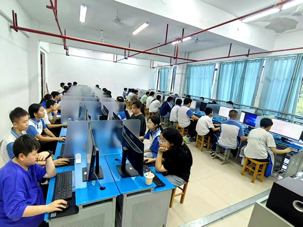 双牌：推广使用“云电脑” 重塑学习办公新模式（图）_副本.png