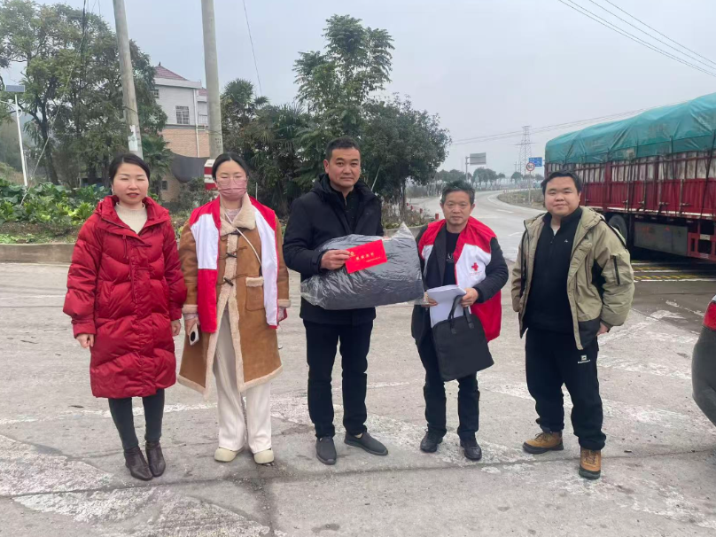 新春走基层 | 双牌：三方联动暖民心 博爱护航过新年