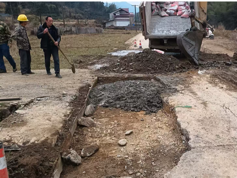 双牌何家洞村：三天换管网 解决村民饮水难题