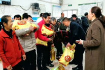 双牌：爱心慰问暖人心 真情帮扶显担当