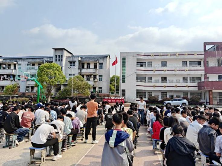 双牌县司法局理家坪司法所：多方联动进校园 法治护苗助成长