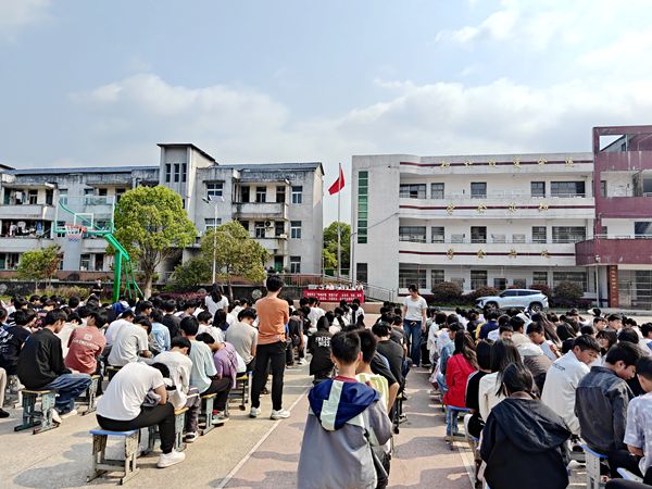 双牌县司法局理家坪司法所:多方联动进校园,法治护苗助成长_副本.jpg 双牌县司法局理家坪司法所:多方联动进校园,法治护苗助成长_副本.jpg