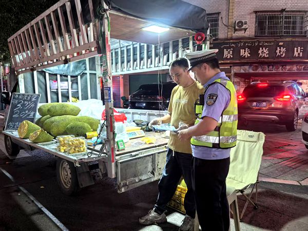 双牌交警 03_副本.jpg