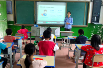 双牌县上梧江瑶族乡：“利剑护蕾”护成长 法治护航启新程