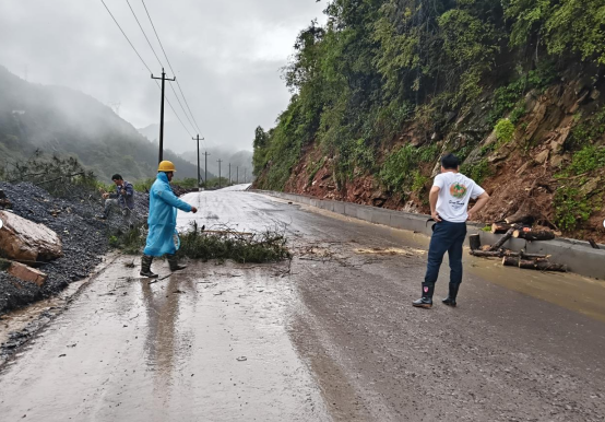 麻江抢险防汛.png