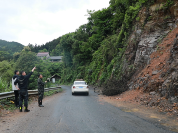双牌：开展山区地质灾害拉网排查 筑牢雨季山区安全屏障