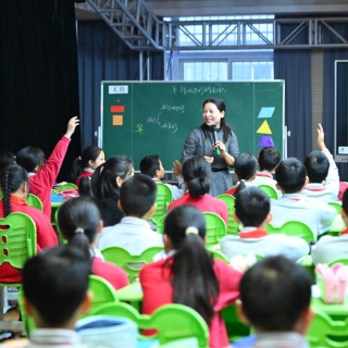 长沙市小学数学单元整体教学观摩研讨活动在芙蓉区举行