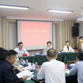 崔晓调研东屯渡街道全面工作