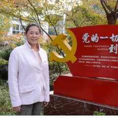 十年守望暖夕阳 一片丹心映韶光