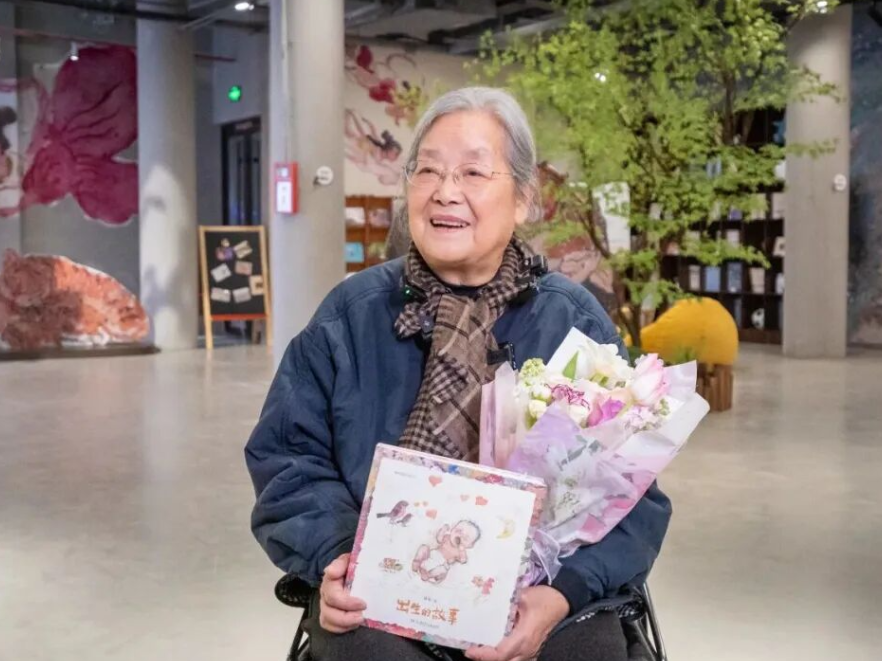 辖区单位传喜讯！蔡皋摘得国际安徒生奖插画家奖，成首位中国获奖者