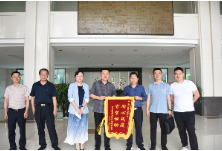 联手抗疫铸真情 守望相助克时坚