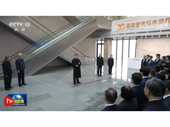 习近平春节前夕在北京看望慰问基层干部群众