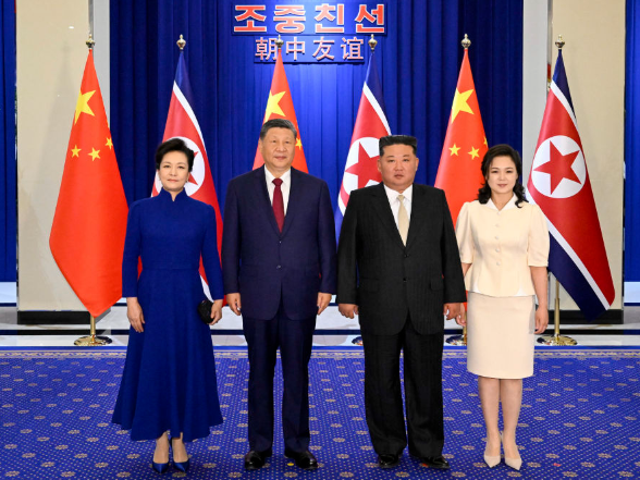 习近平出席金正恩举行的欢迎宴会