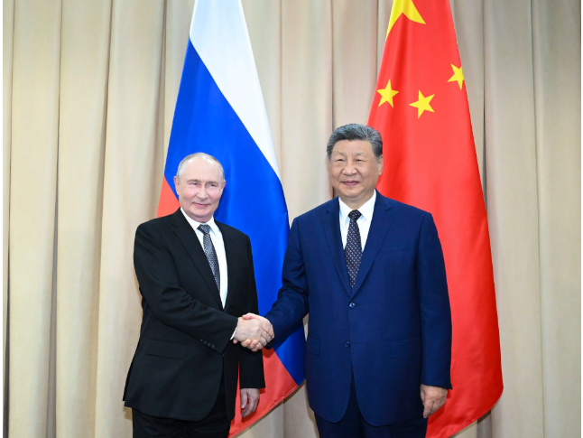 习近平会见俄罗斯总统普京