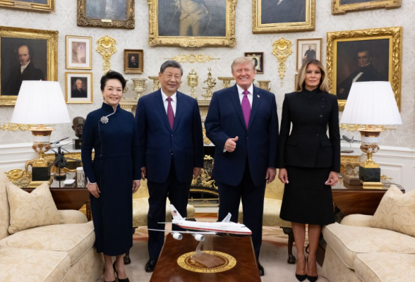在中美关系发展史上写下浓墨重彩的一笔——美国各界高度评价习近平主席历史性访问