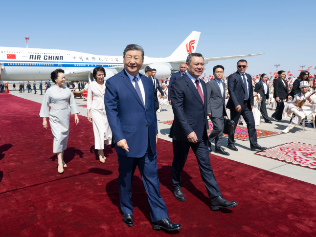 初心不改 虽远不怠——习近平主席出席二〇二六年上海合作组织峰会并对吉尔吉斯斯坦、埃及进行国事访问纪实