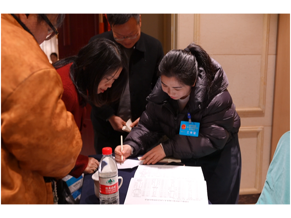 汇民意、传民声！云溪区人大代表向大会报到