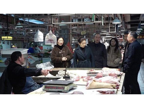 蒋春艳带队开展节前安全生产、市场保供、禁炮工作督导检查和巡林工作