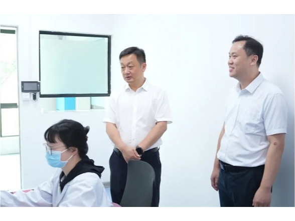 吴国良调研卫健系统工作