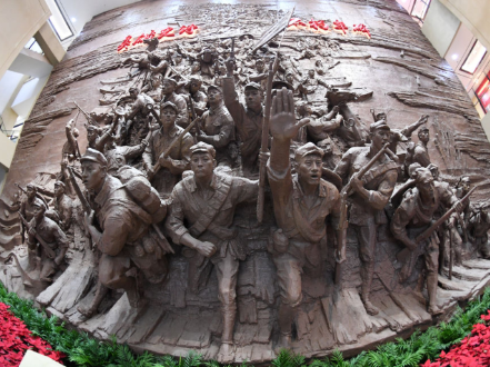 一习话·我们的长征路丨“在新的长征路上奋力创造新的辉煌”