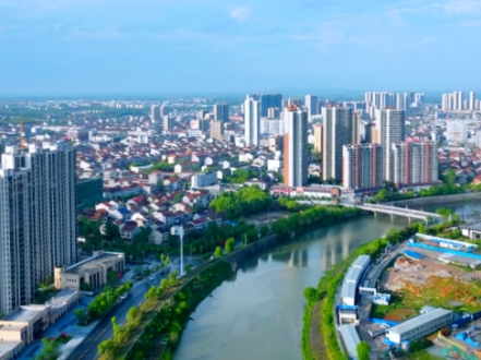 胡彬彬主持召开临澧县政府十八届四十次常务会议