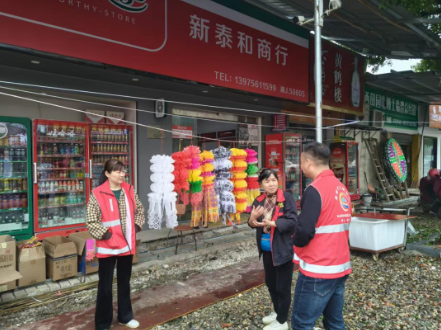 望城街道：厚植文明新风 守护平安清明