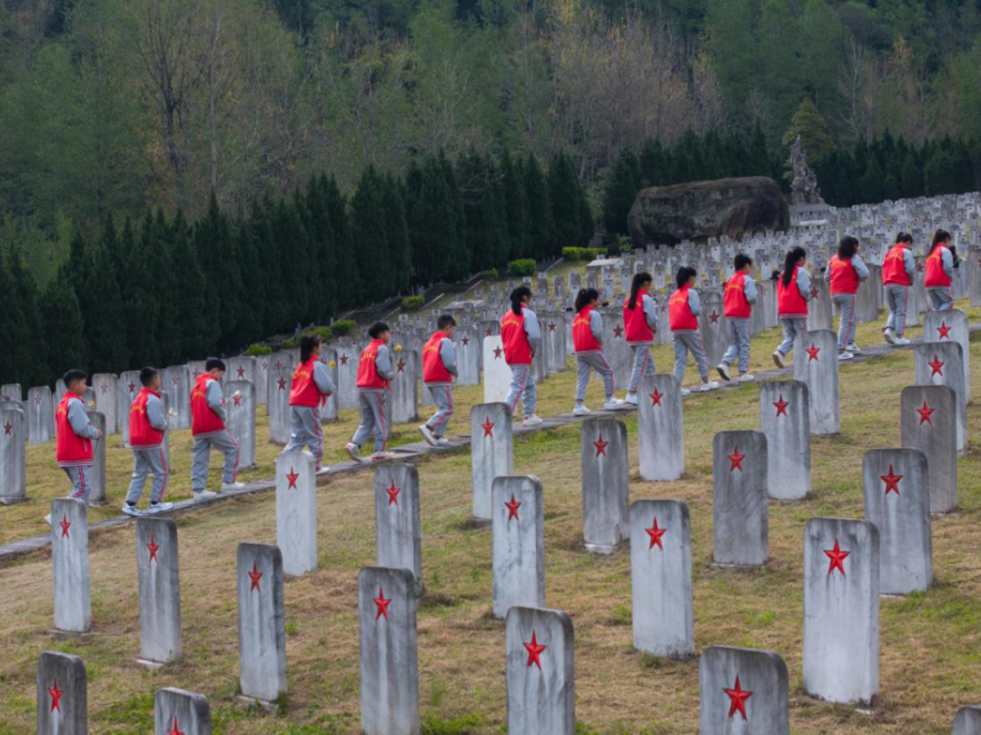 家国永念｜他们从未远去 只是化作山河