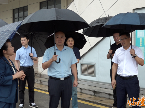 胡彬彬调研全县教育工作
