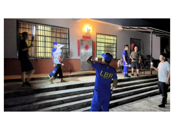 临澧县太浮镇：深夜紧急搜救，干群同心助走失老人平安归家