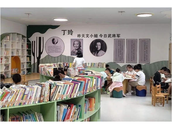 高温天去哪儿？临澧丁玲书吧喊你来纳凉“充电”