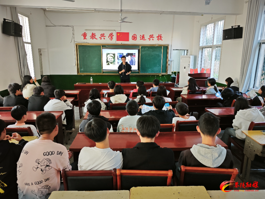 选调生代表分享学习经验、进行心理疏导