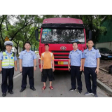 茶陵交警赴外省追查已达报废标准仍未报废的危化品运输车