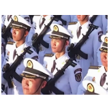 九三盛大阅兵! 受阅官兵眼神坚毅 步伐铿锵