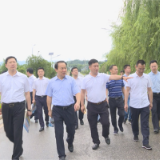 省人大常委会委员、联工委主任程水泉来茶调研