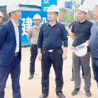 杨红兵带队深入下东街道调研项目建设