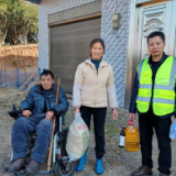 界首镇：开展“情暖寒冬 关爱老人”慰问活动